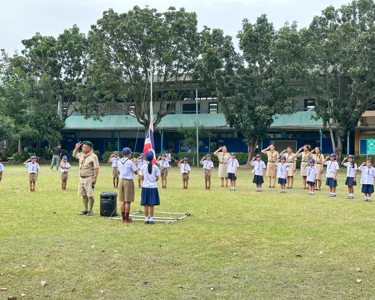 กิจกรรมอยู่ค่ายกลางวันลูกเสือสำรอง ของนักเรียนชั้นประถมศึกษาปีที่ 1 - 3